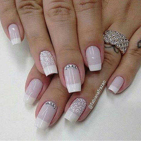 25 Nail Art Ideas Encuentra tu diseño favorito con Strass