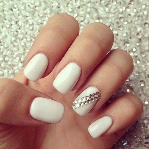 25 Nail Art Ideas Encuentra tu diseño favorito con Strass