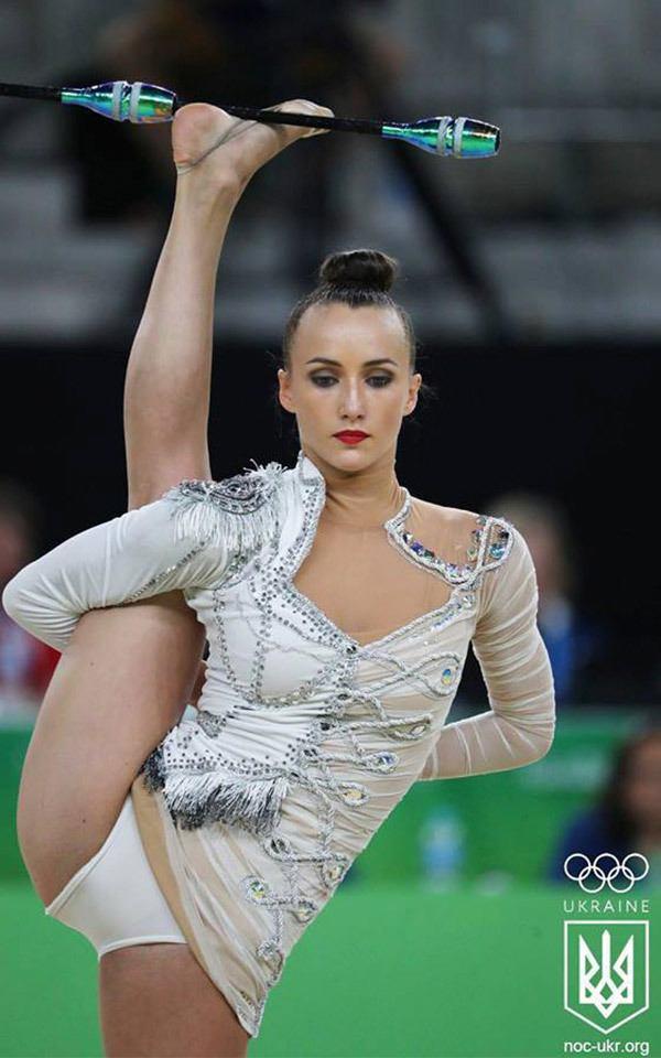 Ganna-Rizatdinova-leotard-2