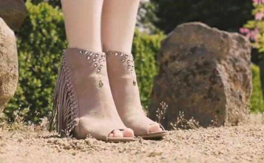 Cómo decorar tus botas vaqueras de Mujer con Swarovski