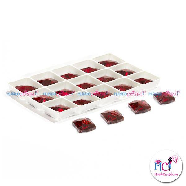 strass-irregular-cosmic-siam strass-irregular-cosmic-siam